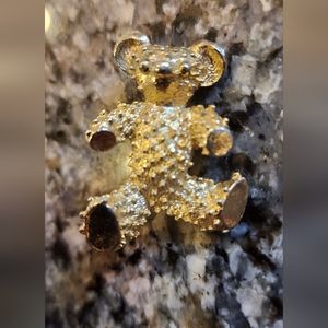 Vintage Gerry's Goldtone bear brooch